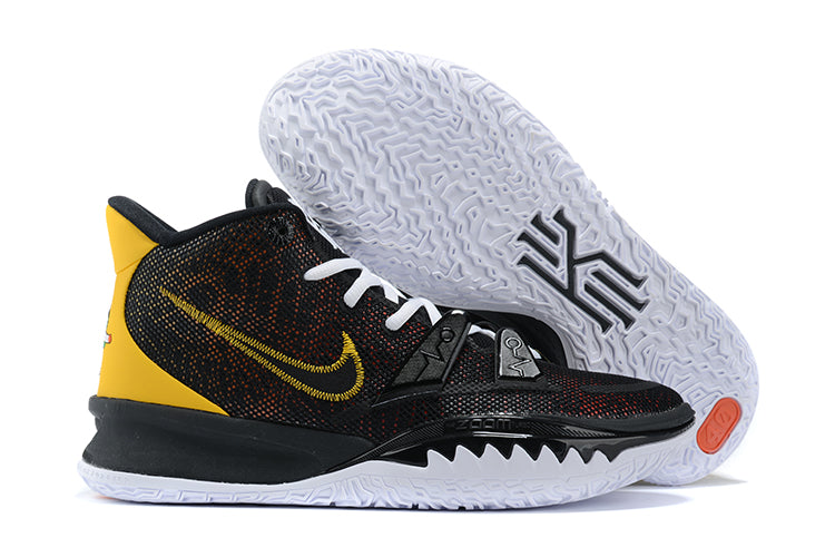 Kyrie 7 'Roswell Rayguns'