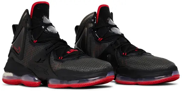 LeBron 19 'Bred'